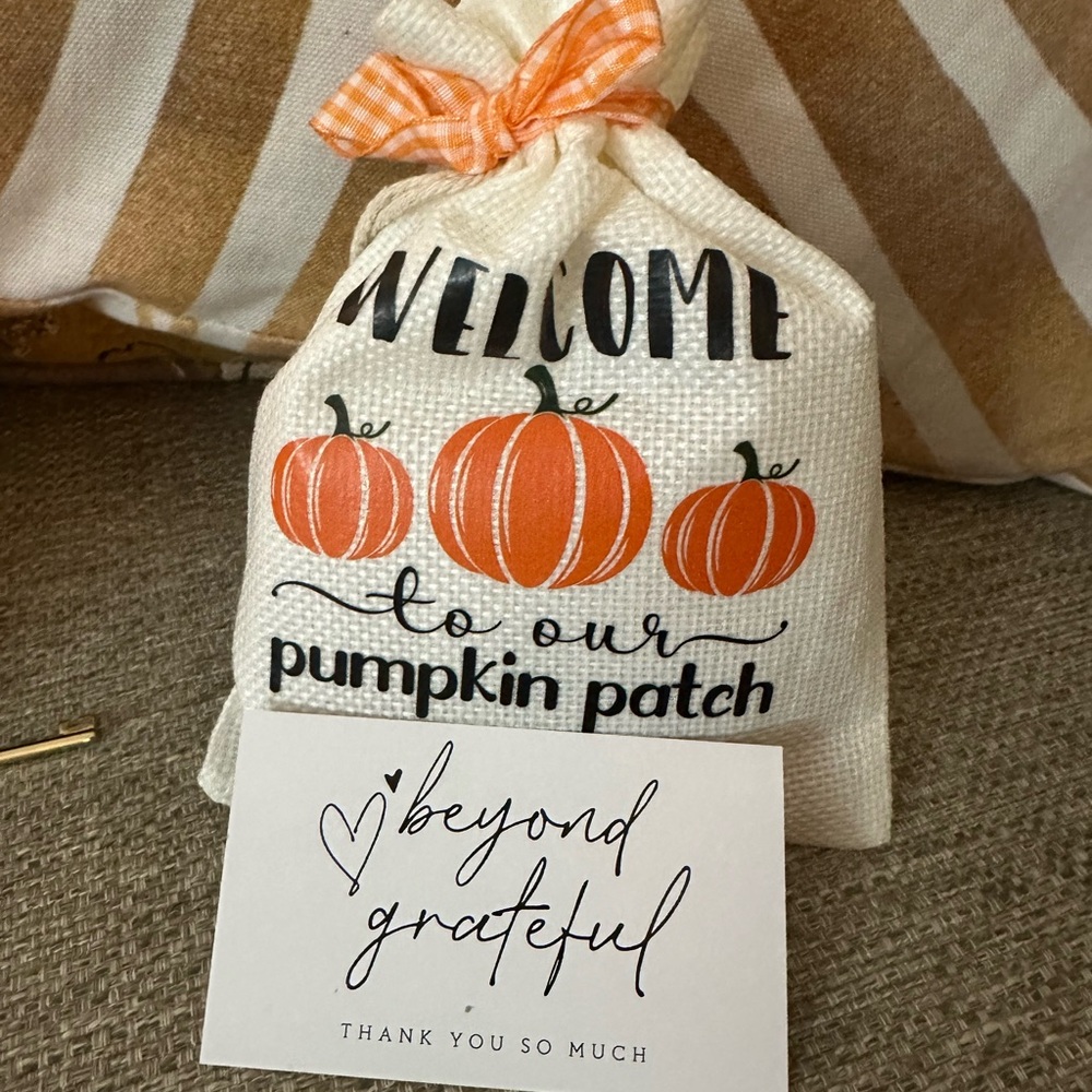 Gift Bags "Welcome Pumpkin Patch" With Cinnamon Tea & Pumpkin Scented Lotion - Picture 4 of 4